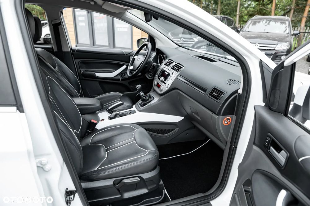 Ford Kuga 2.5 4x4 Individual - 24