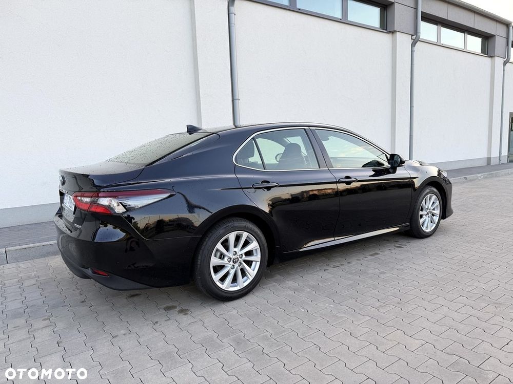 Toyota Camry 2.5 Hybrid Comfort CVT - 21