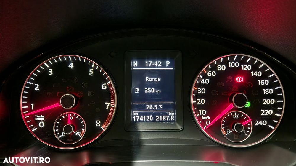 Volkswagen Golf Plus - 12