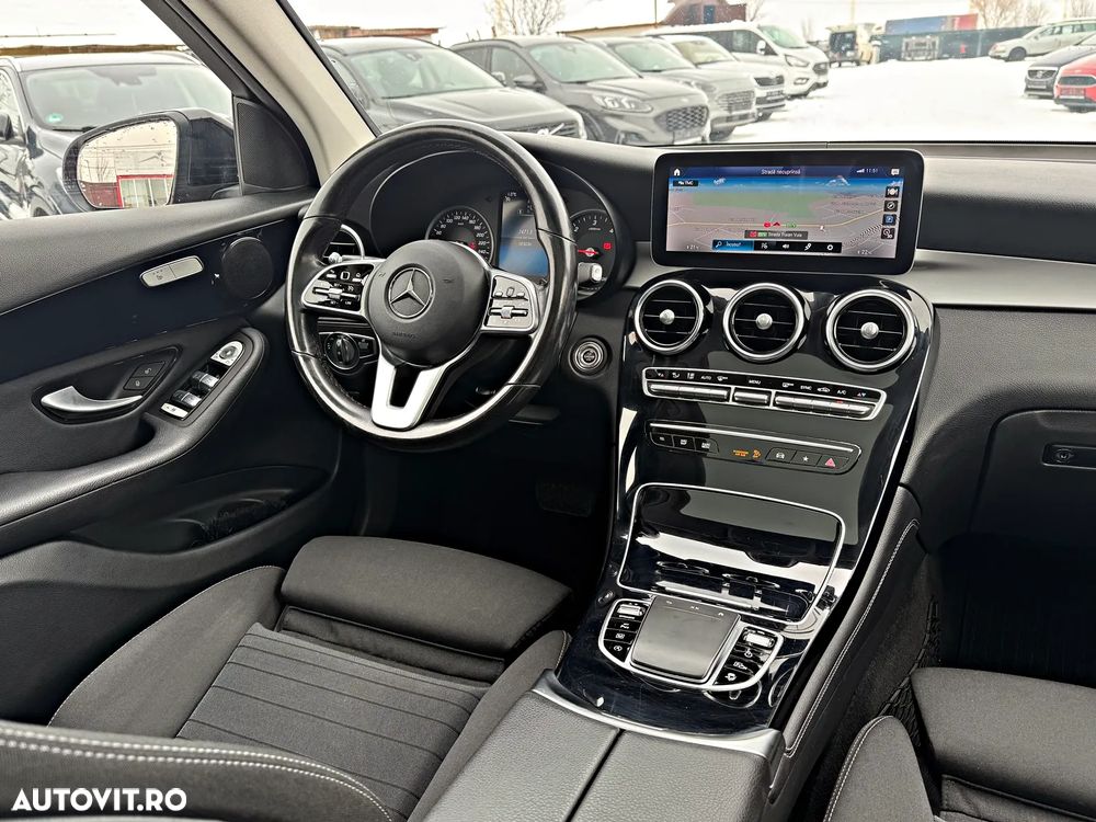 Mercedes-Benz GLC 300 d 4MATIC 9G-TRONIC - 29
