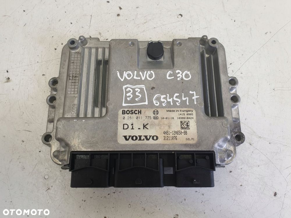Volvo S40 II V50 1.6 D STEROWNIK SILNIKA komputer - 1