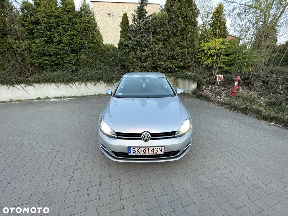 Volkswagen Golf 1.2 TSI BMT Comfortline - 2