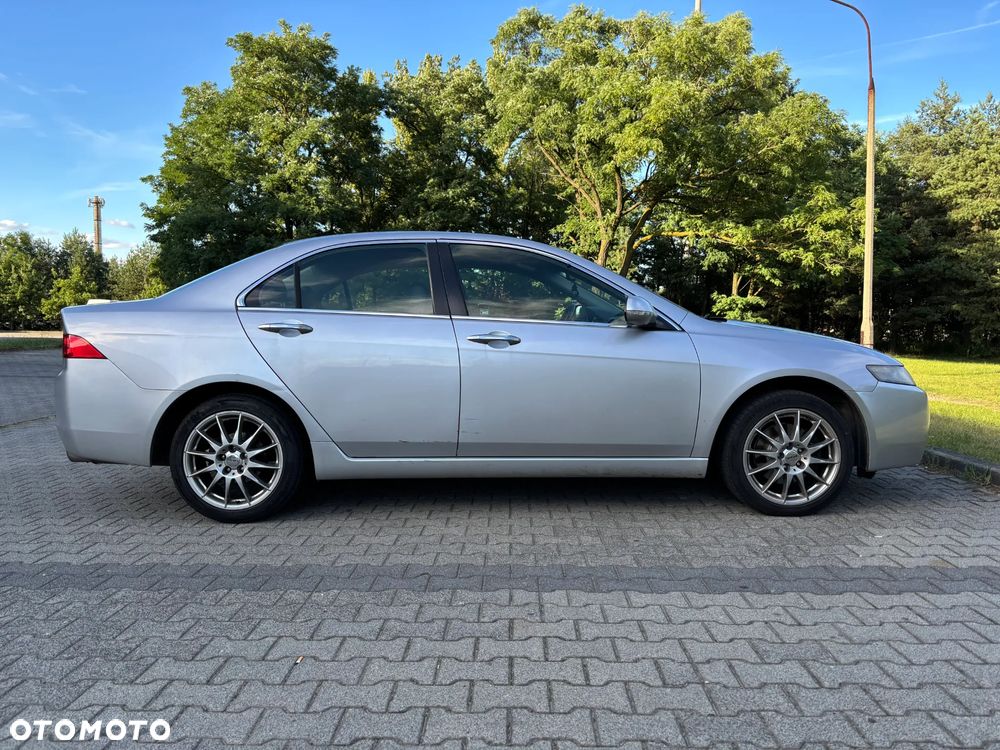 Honda Accord 2.0 Sport - 2