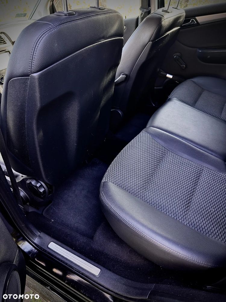 Mercedes-Benz Klasa B 180 CDI Autotronic - 10