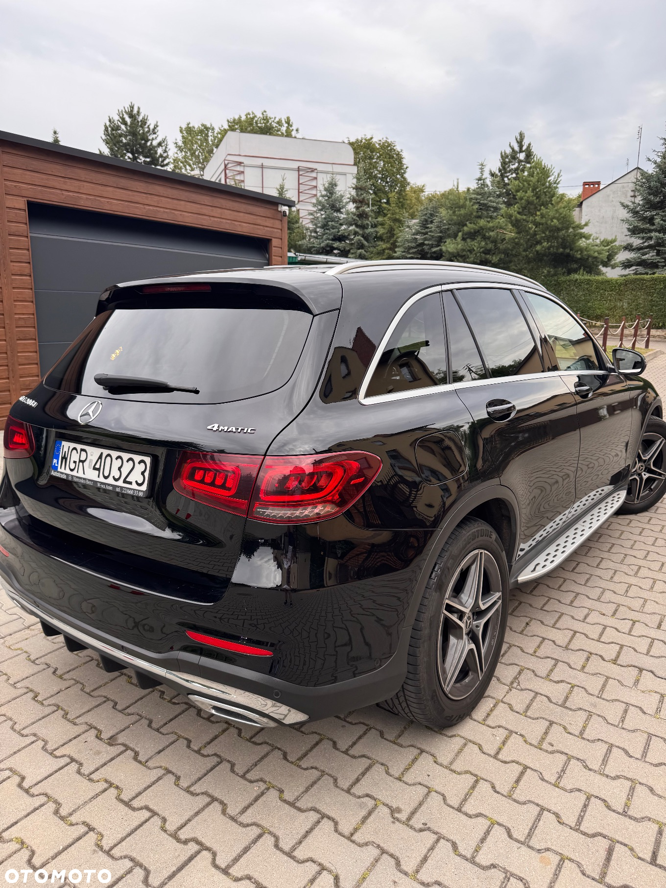 Mercedes-Benz GLC - 32