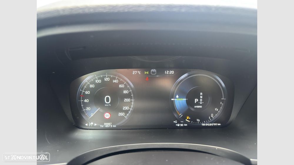 Volvo S90 2.0 T8 Momentum Plus AWD Geartronic - 18