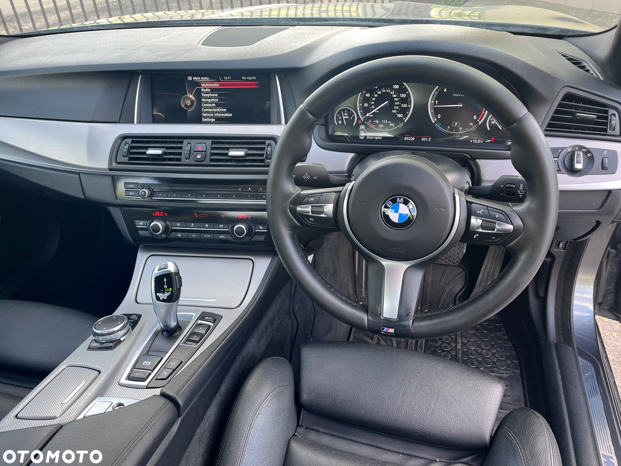 BMW Seria 5 520d M Sport Edition - 8