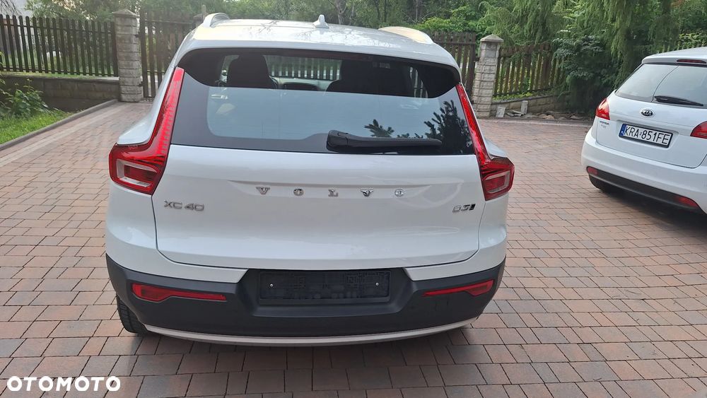 Volvo XC 40 D3 AWD Momentum - 6