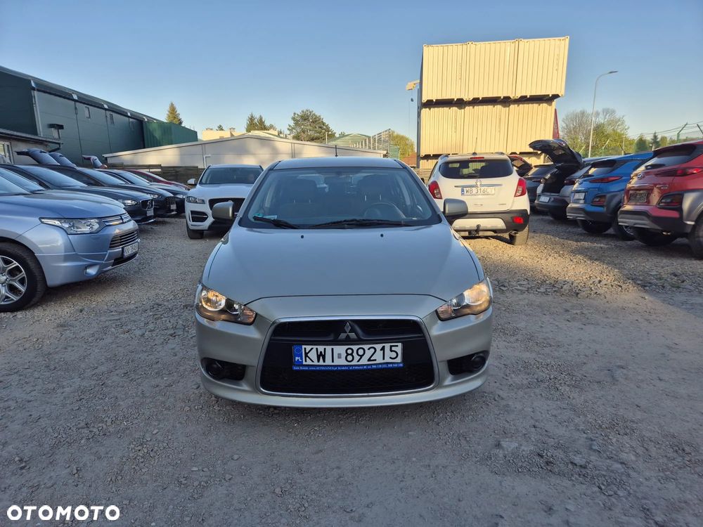Mitsubishi Lancer 1.8 Inform LPG - 2