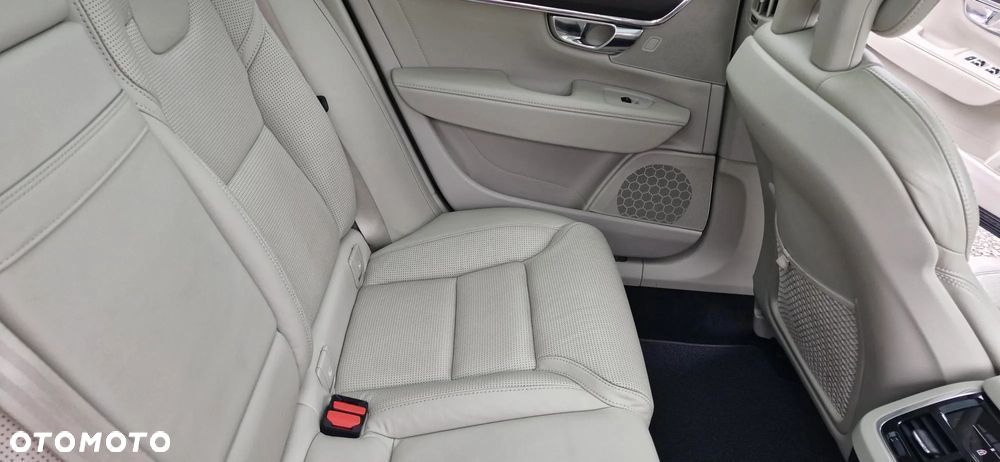 Volvo V90 Cross Country D5 AWD Geartronic Pro - 17