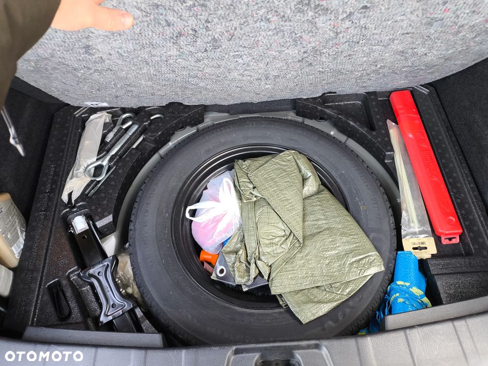 Nissan Qashqai 1.3 DIG-T N-Connecta EU6d - 18