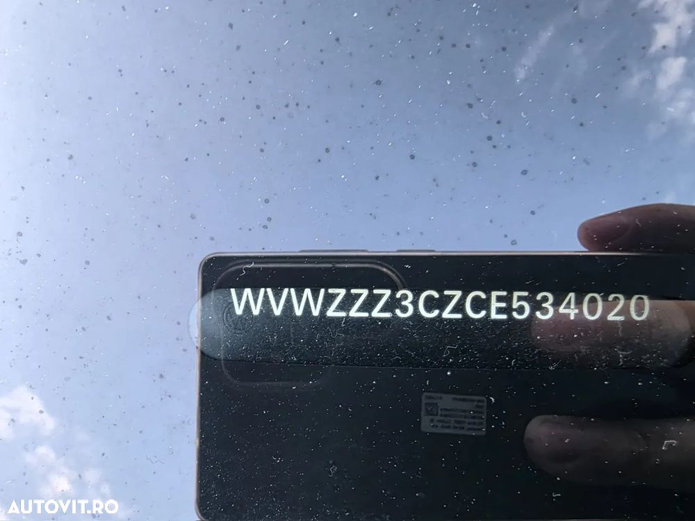 Volkswagen Passat - 12