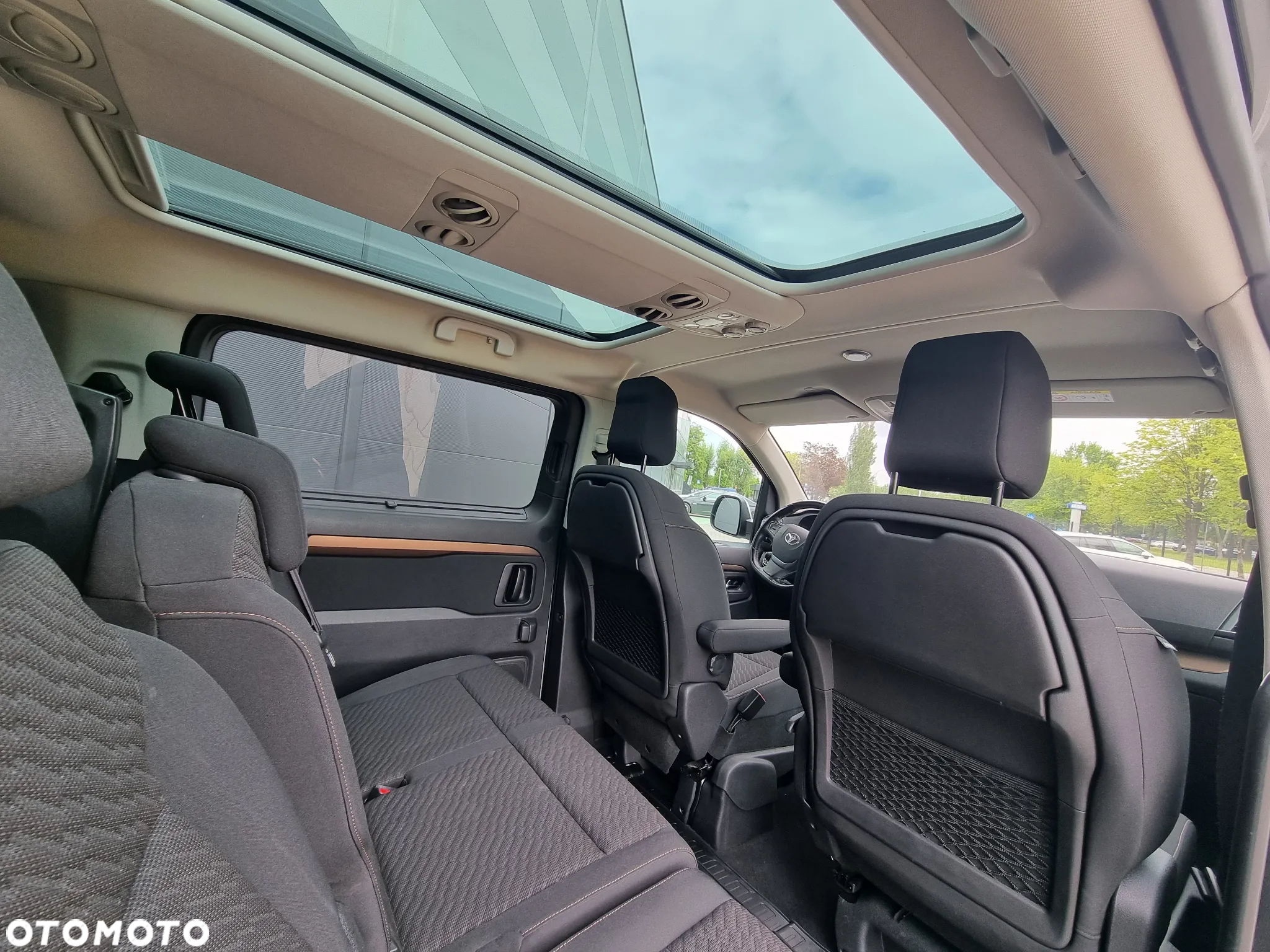 Toyota ProAce 2,0-l-D-4D L2 (7-Si.) Autm Verso Executive - 11