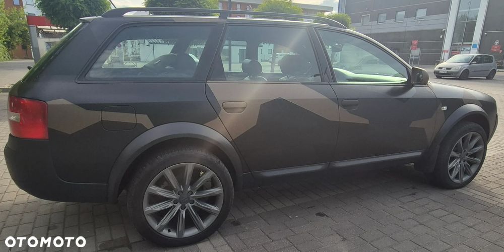 Audi A6 Allroad - 12
