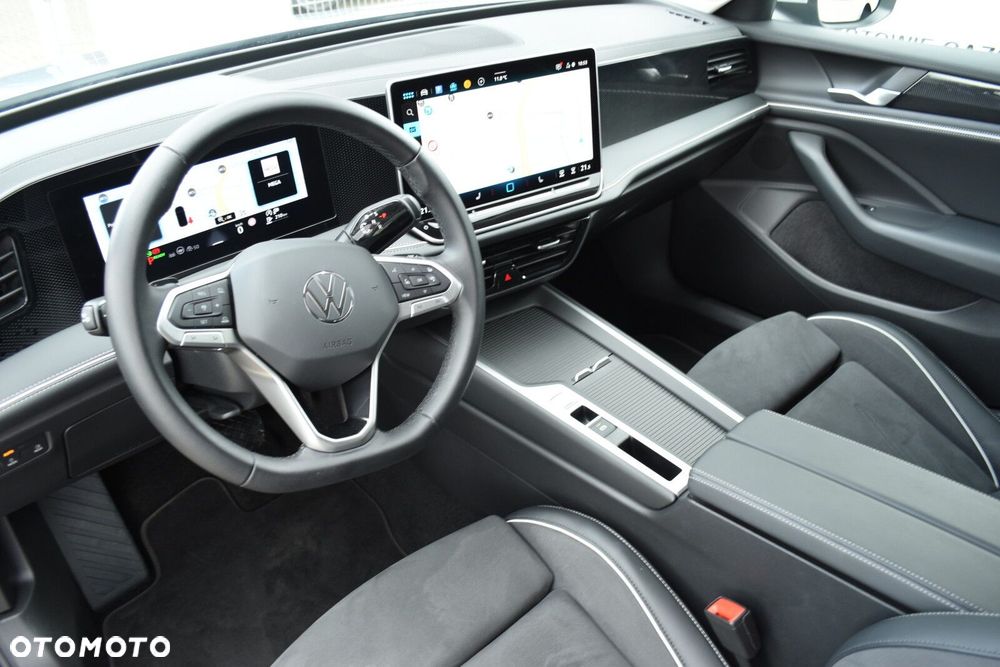 Volkswagen Passat Variant 1.5 TSI EVO Business DSG - 9