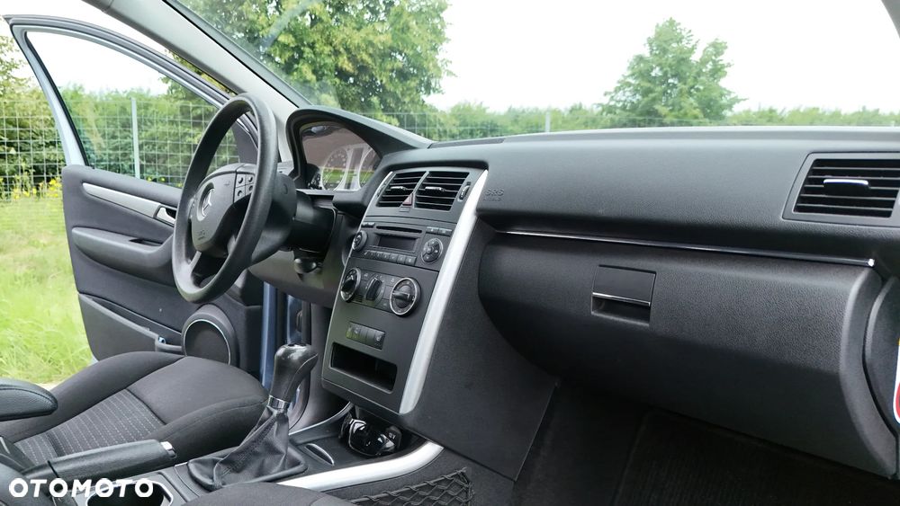 Mercedes-Benz Klasa B 180 CDI - 18