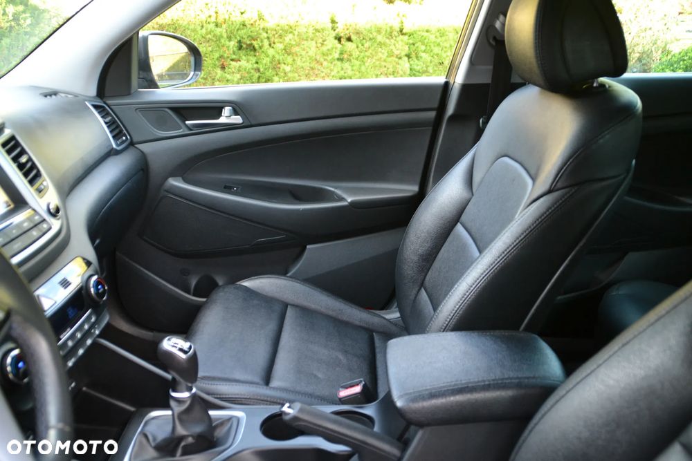 Hyundai Tucson blue 1.6 GDi 2WD Intro Edition - 19
