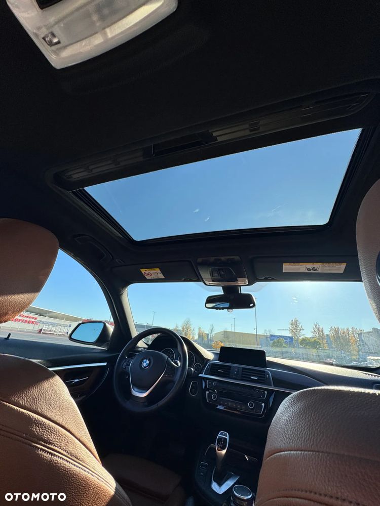 BMW Seria 3 330i Edition Luxury Line Purity - 13