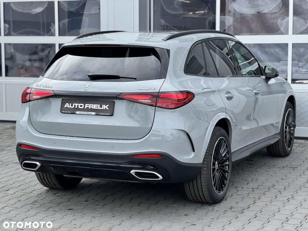 Mercedes-Benz Glc 2025 photo 3