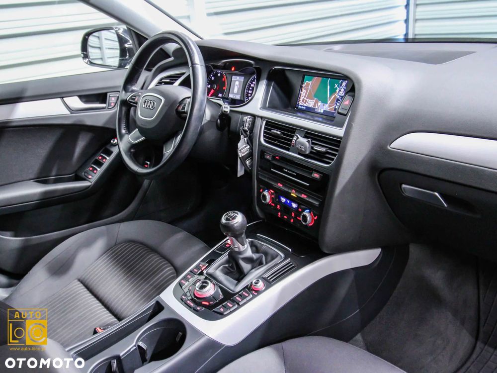 Audi A4 2.0 TDI DPF Ambiente - 16