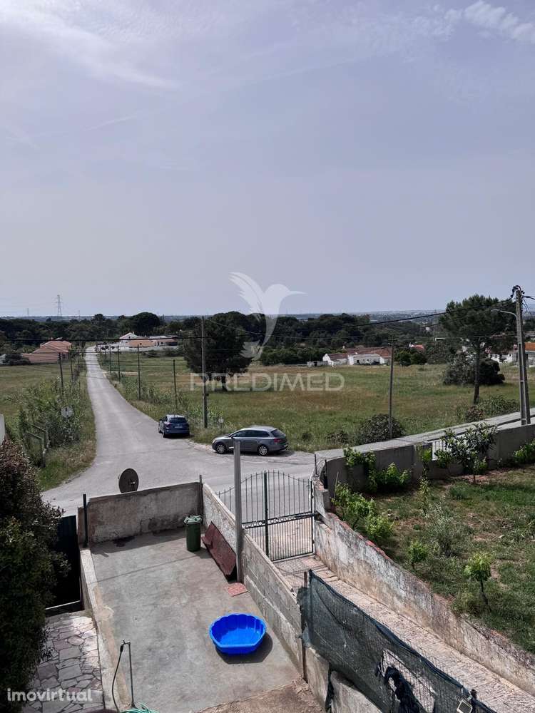 Exclusiva Moradia em Coina com Espaço Exterior de Excelência e Anex... - Grande imagem: 4/35