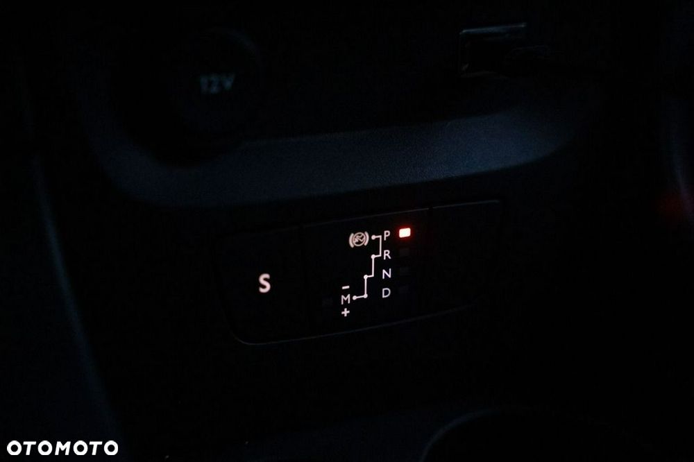 Citroën C3 1.2 PureTech Shine EAT6 - 30