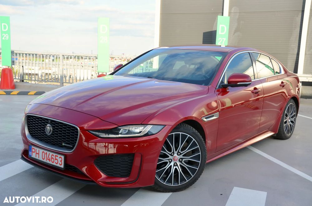 Jaguar XE D200 RWD MHEV R-Dynamic HSE - 2