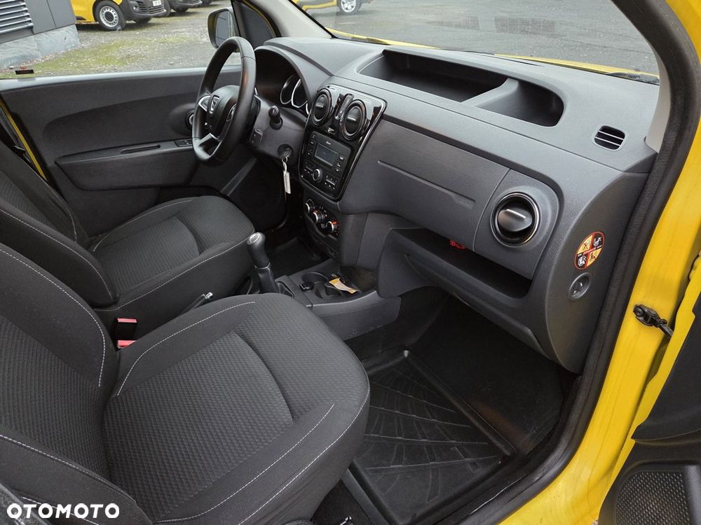 Dacia Dokker dCi 90 Celebration - 11