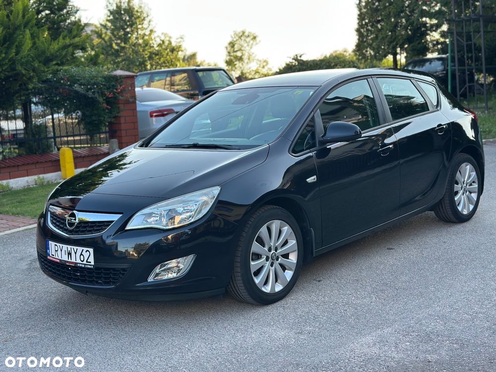 Opel Astra 1.6 Cosmo - 1