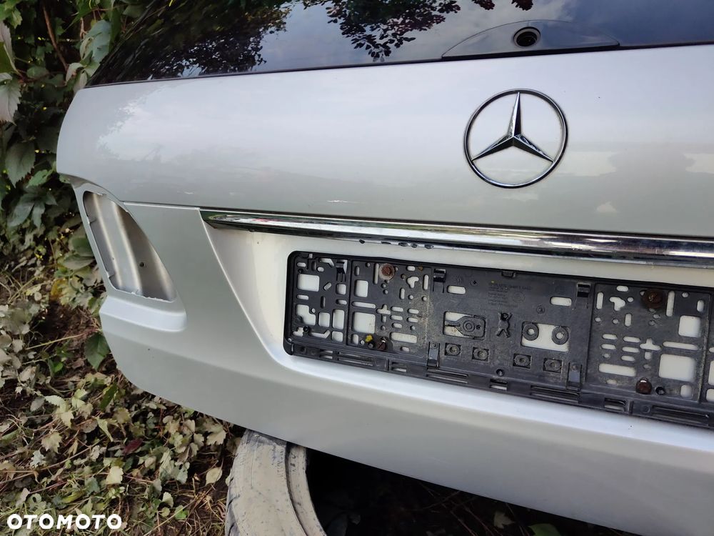 MERCEDES W211 KLAPA Tylna Kombi 775 Srebrna AVANTGARDE - 11