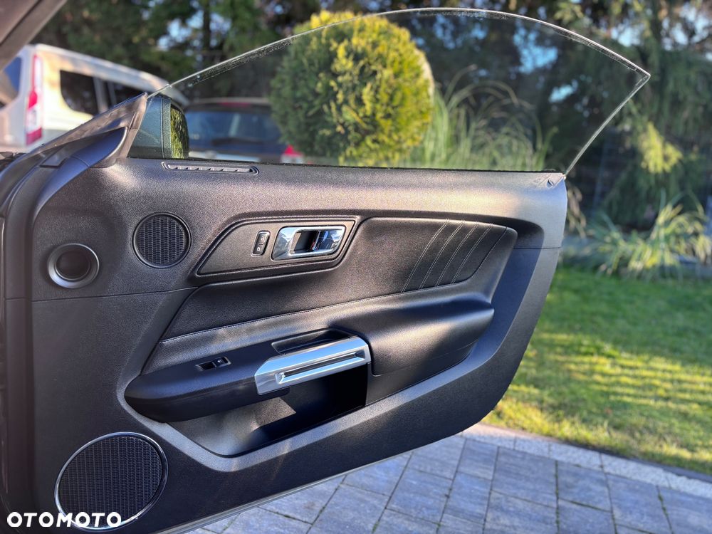 Ford Mustang 2.3 EcoBoost - 12