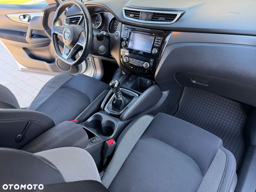 Nissan Qashqai - 14