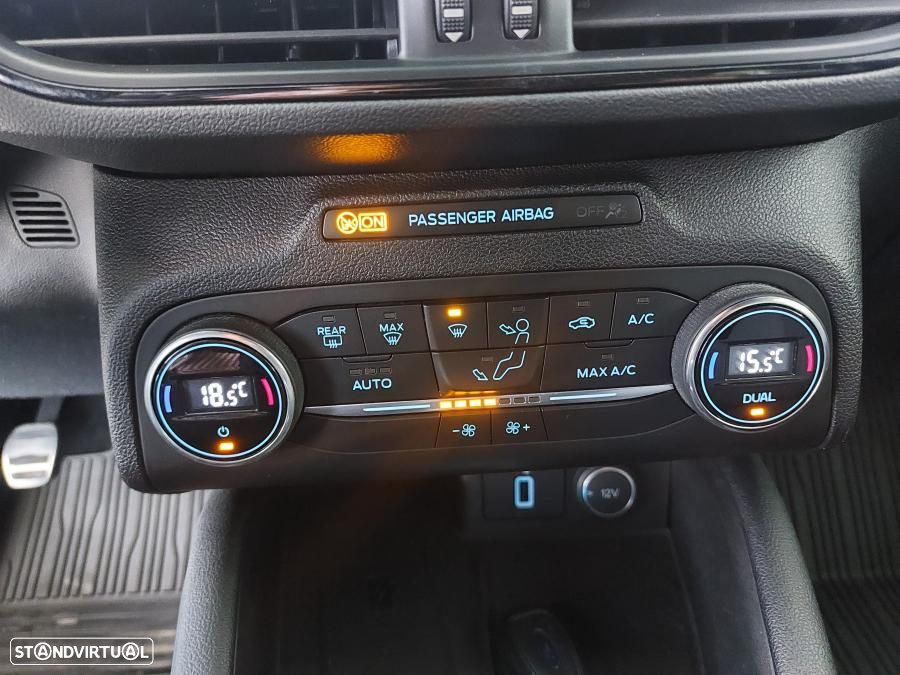 Ford Focus SW 1.0 EcoBoost ST-Line - 28