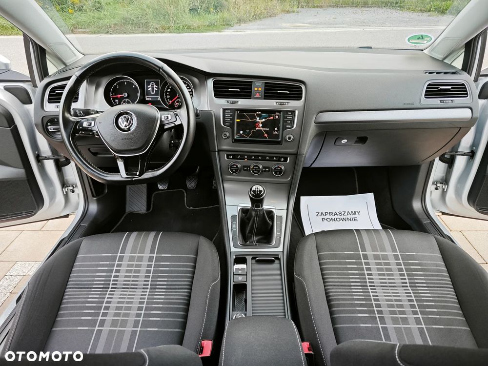Volkswagen Golf 1.6 TDI BlueMotion Technology Lounge - 18