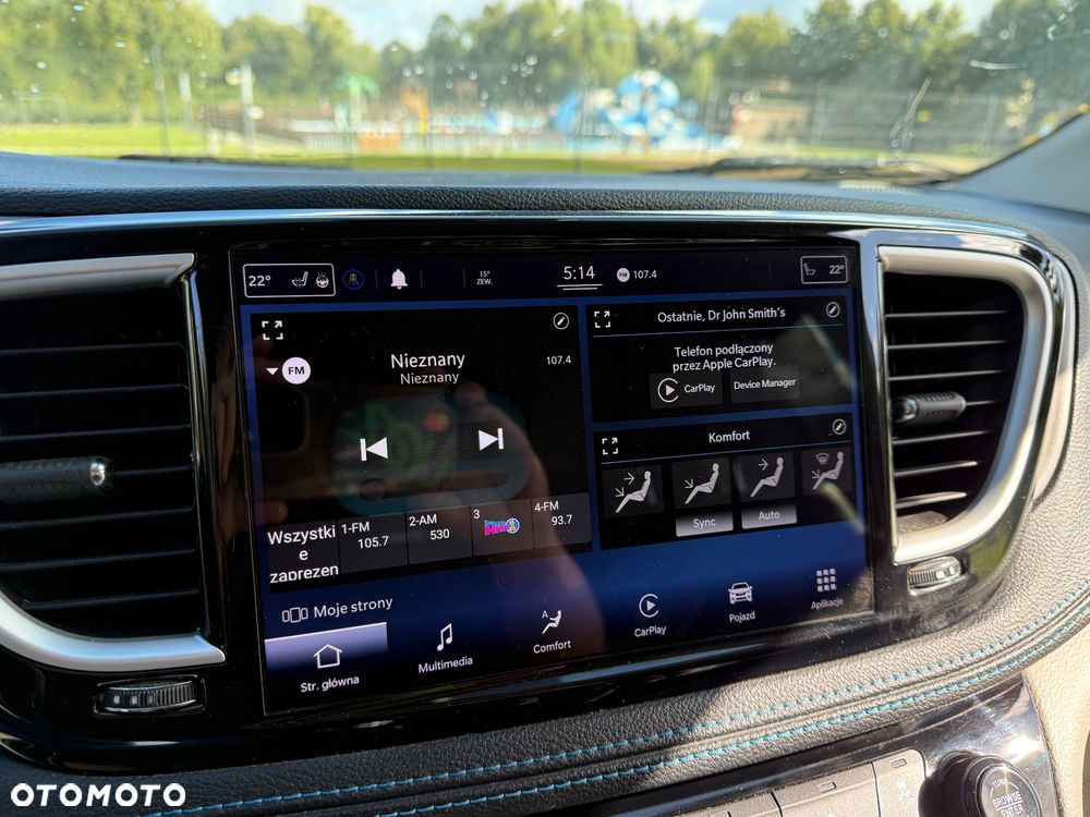 Chrysler Pacifica - 20