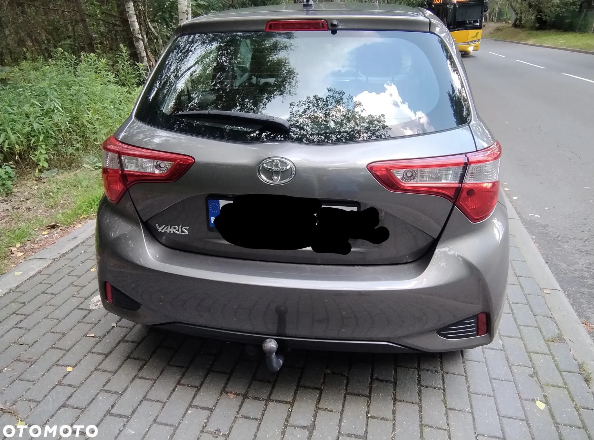 Toyota Yaris 1.5 Premium - 3