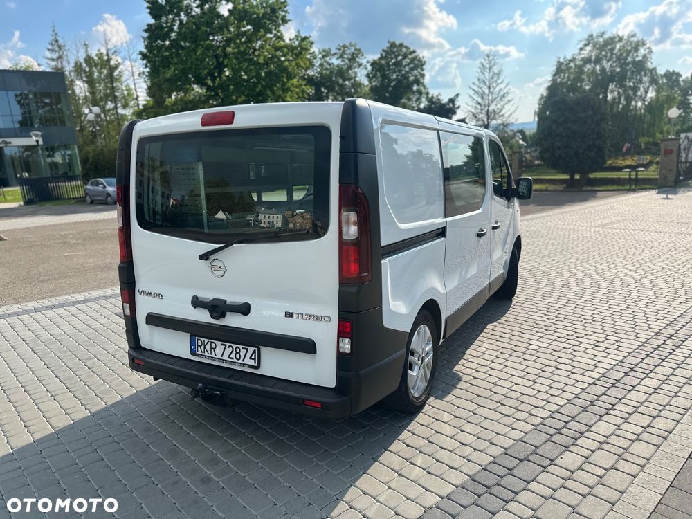 Opel Vivaro - 9