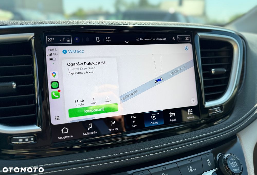 Chrysler Pacifica - 20