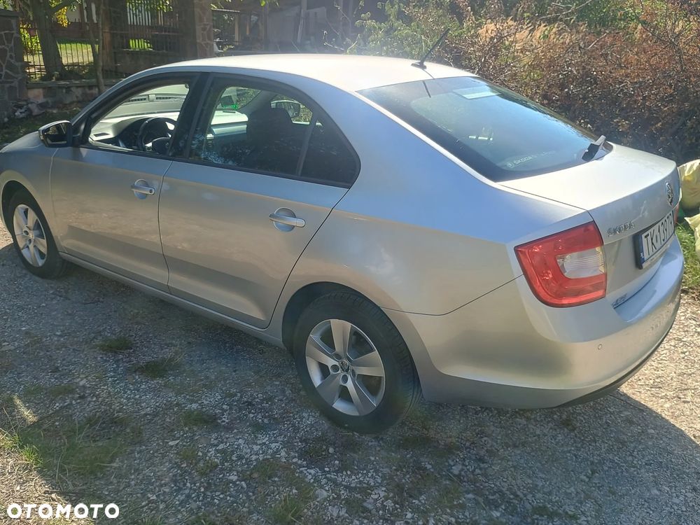 Skoda RAPID 1.2 TSI Style - 9