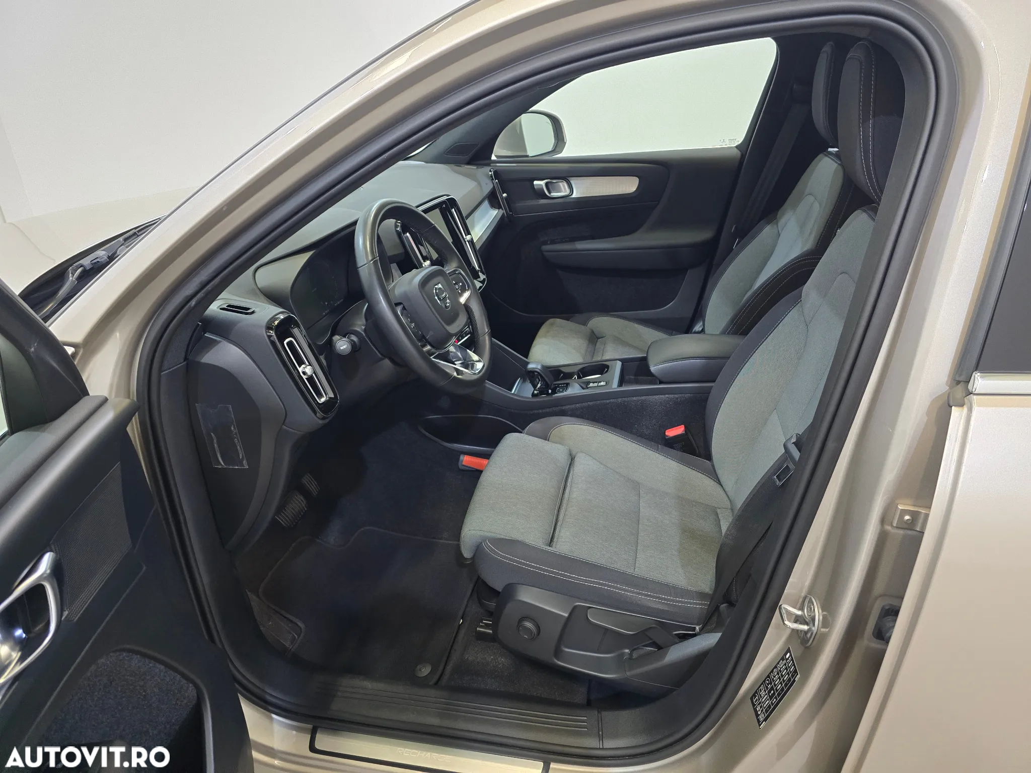 Volvo XC 40 T4 Recharge DKG Plus Dark - 7
