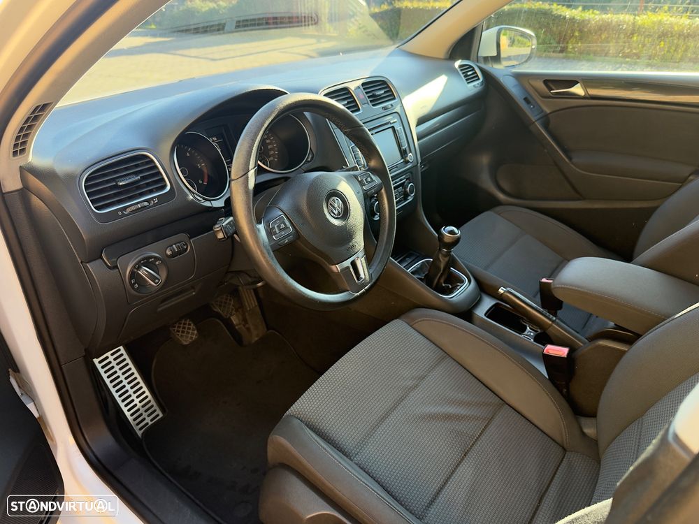VW Golf 1.6 TDi Highline - 7