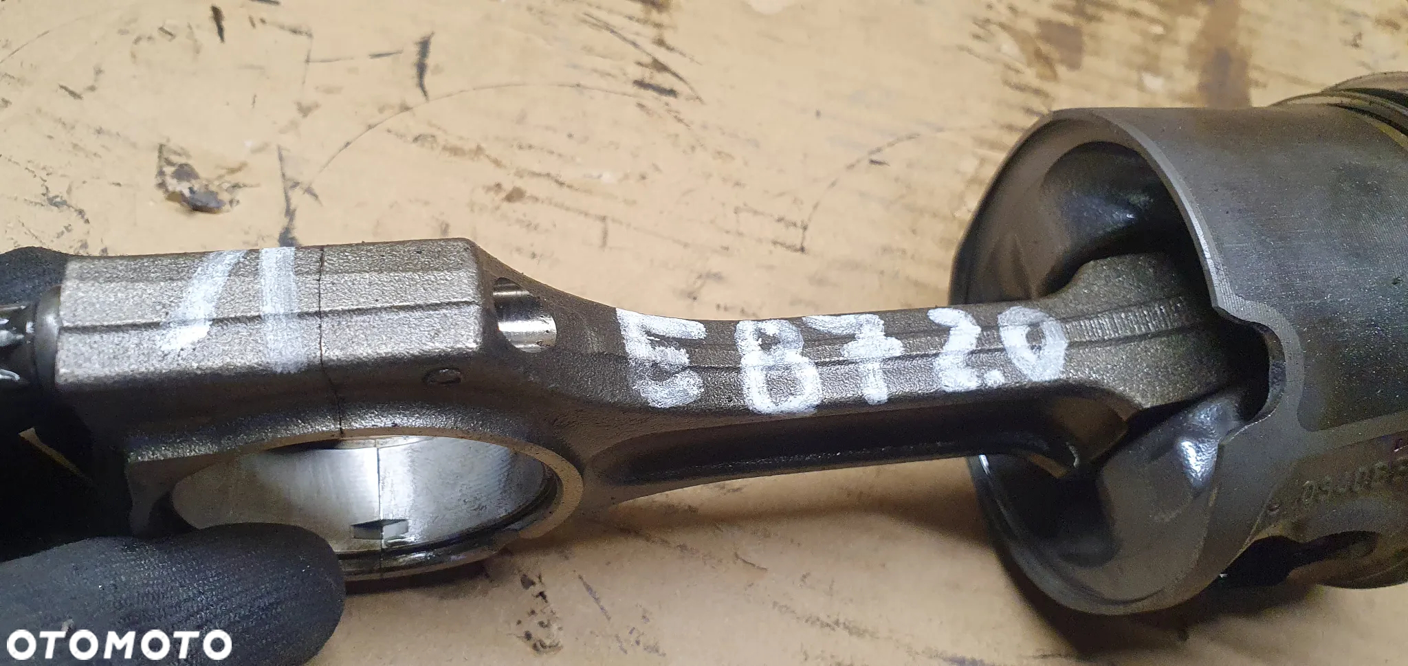 Tłok korbowód BMW I E87 Lift 2.0D N47D20A - 11