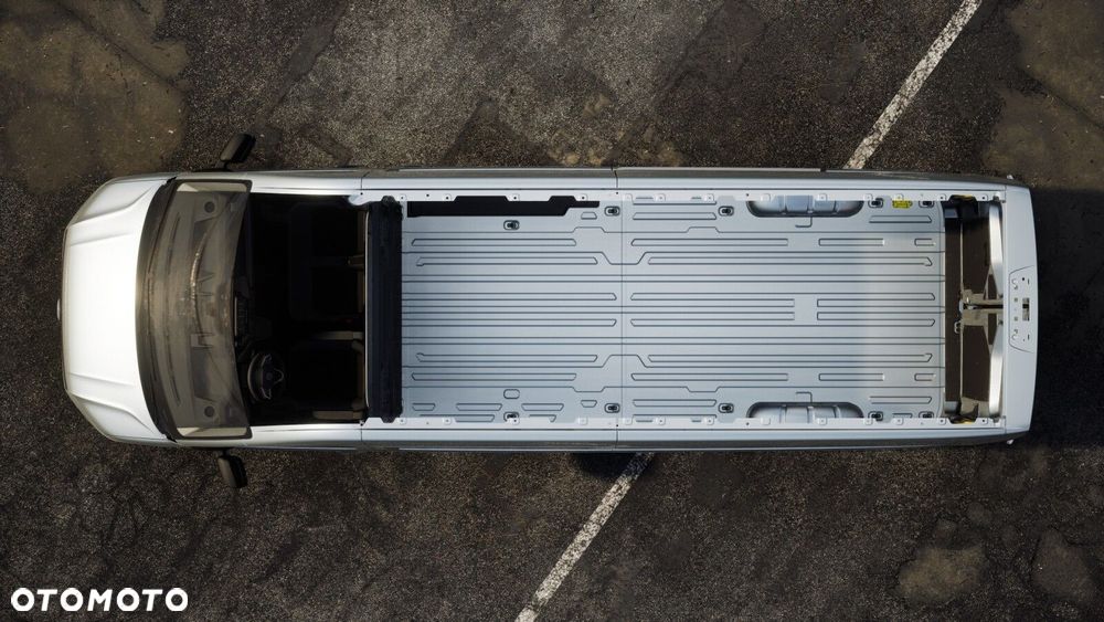 Volkswagen Crafter - 17