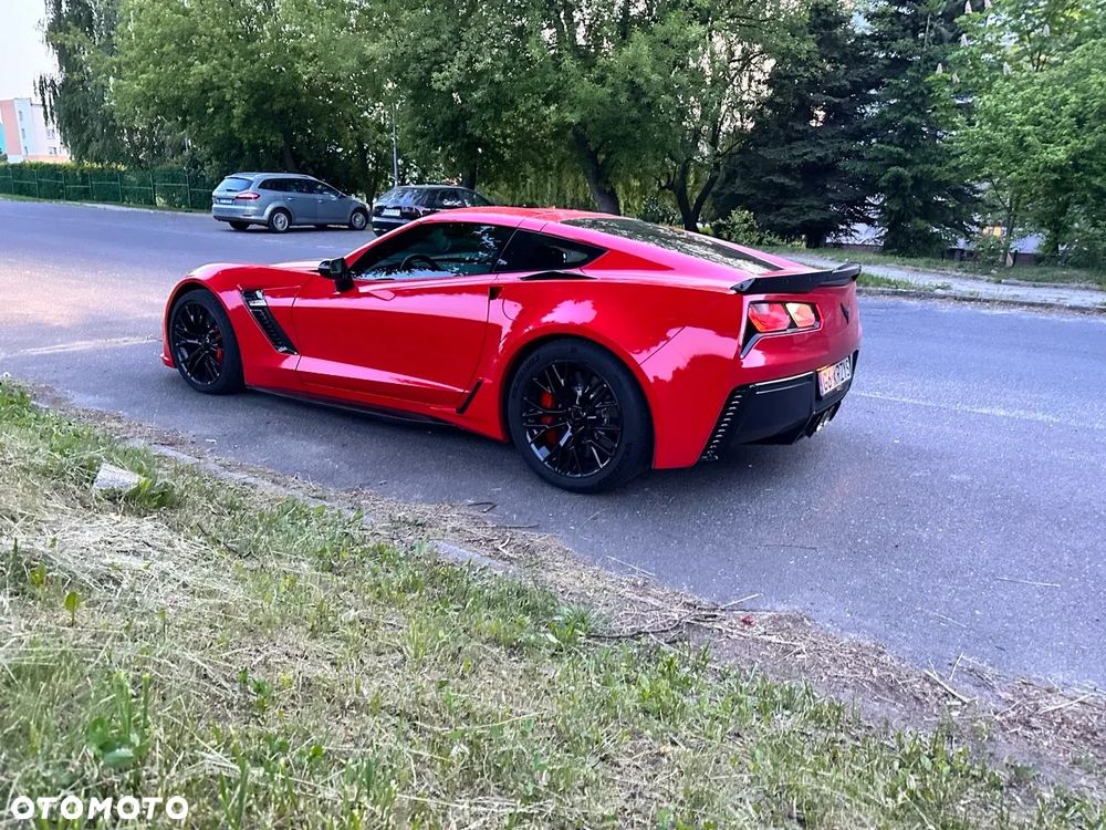 Chevrolet Corvette - 5