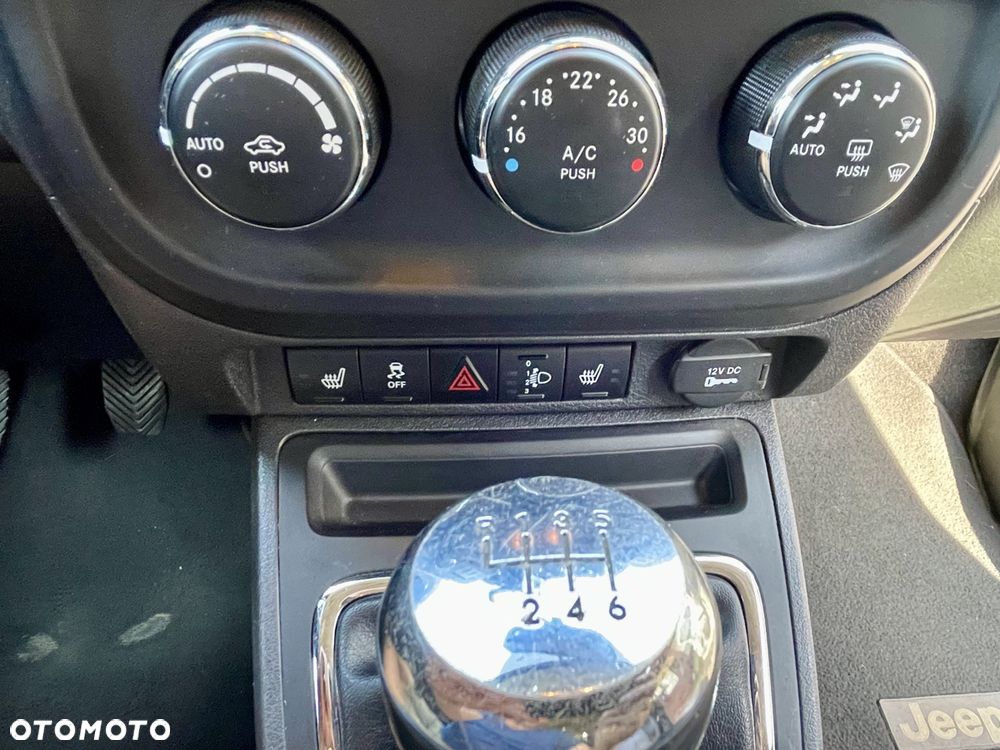 Jeep Compass 2.2 CRD 4x4 Limited - 13