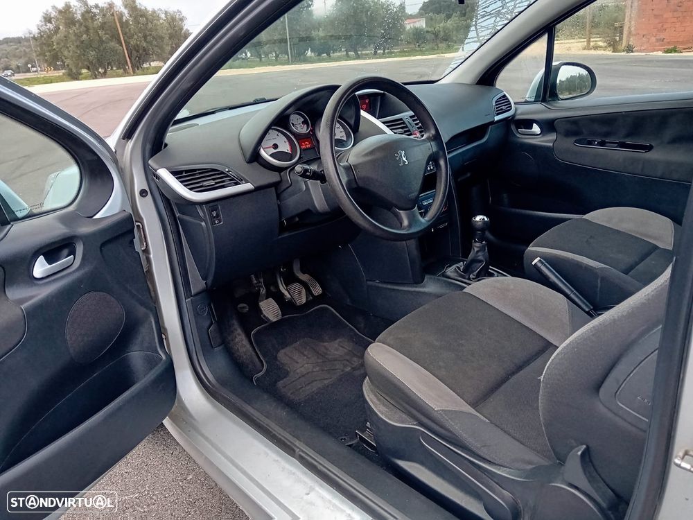 Peugeot 207 1.4 HDi Sport - 4