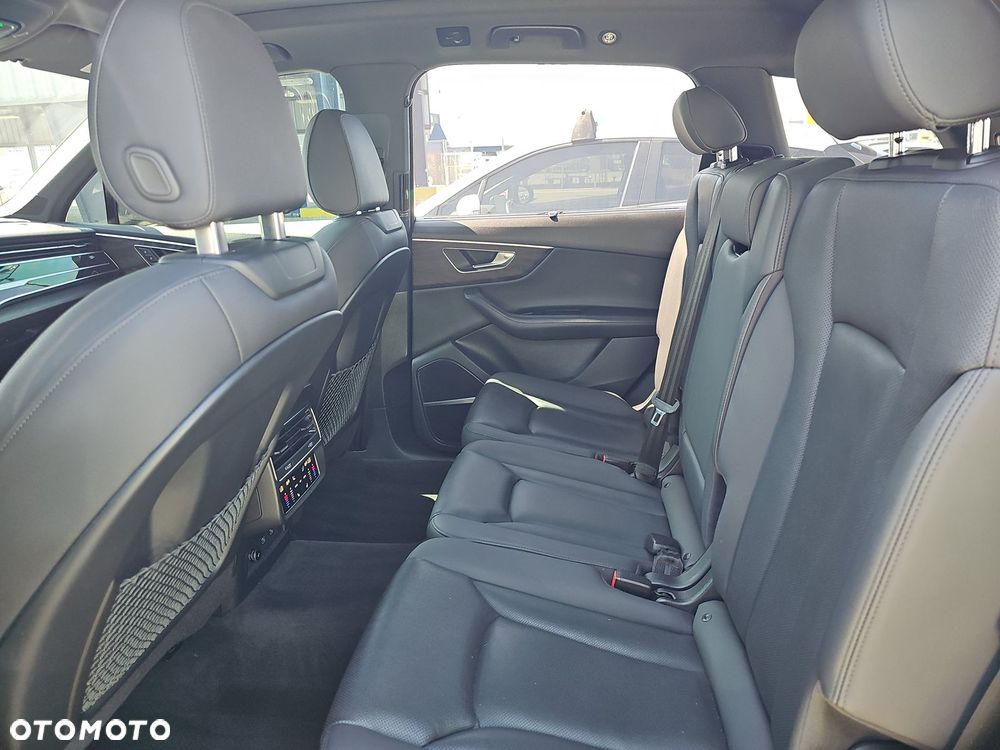 Audi Q7 SUV TFSI quattro 250 kW tiptronic S line business - 12