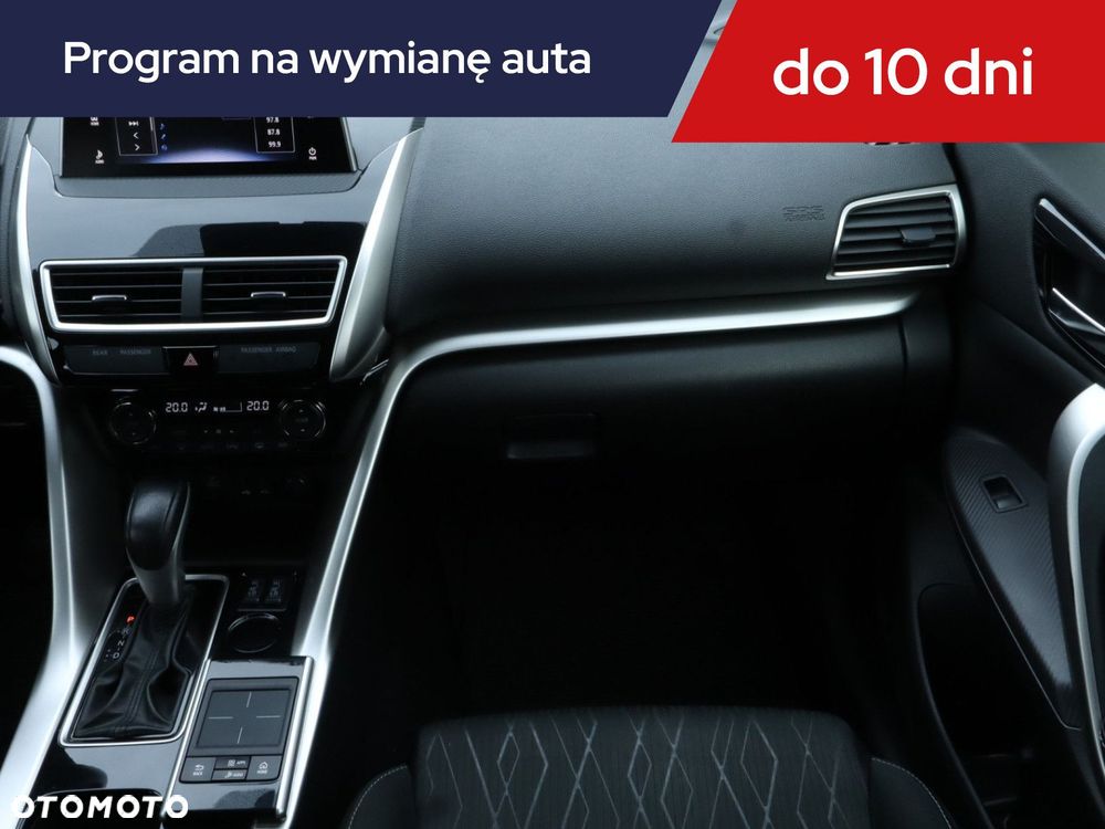 Mitsubishi Eclipse Cross - 10