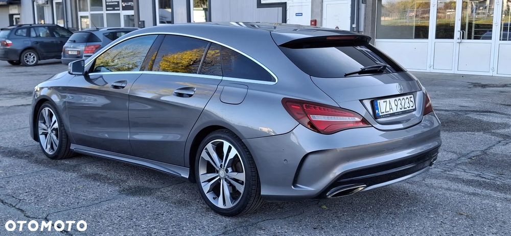Mercedes-Benz CLA 220 4-Matic - 8