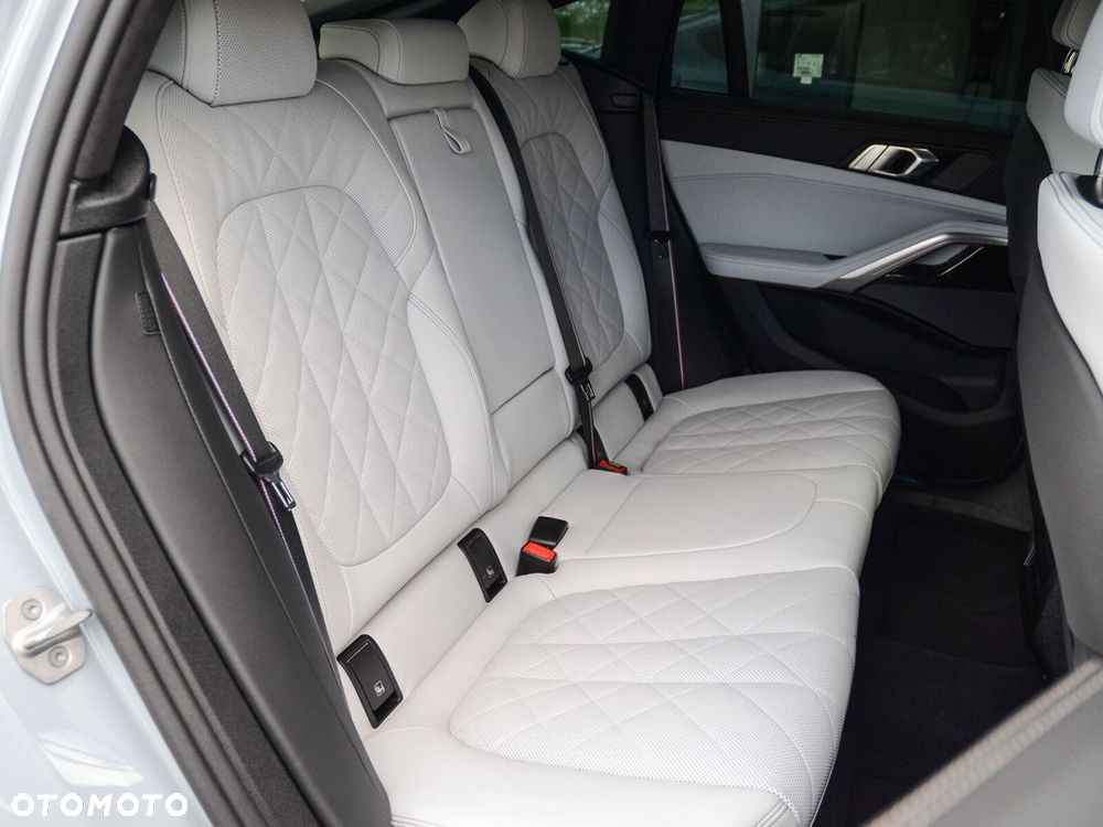 BMW X6 - 37